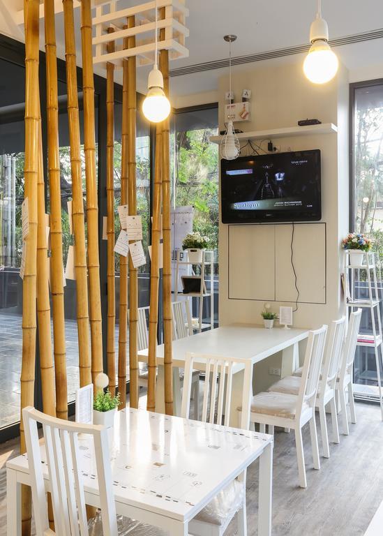Siamese Gioia Aparthotel Bangkok Exteriör bild
