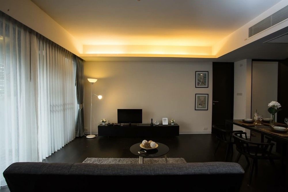 Siamese Gioia Aparthotel Bangkok Exteriör bild