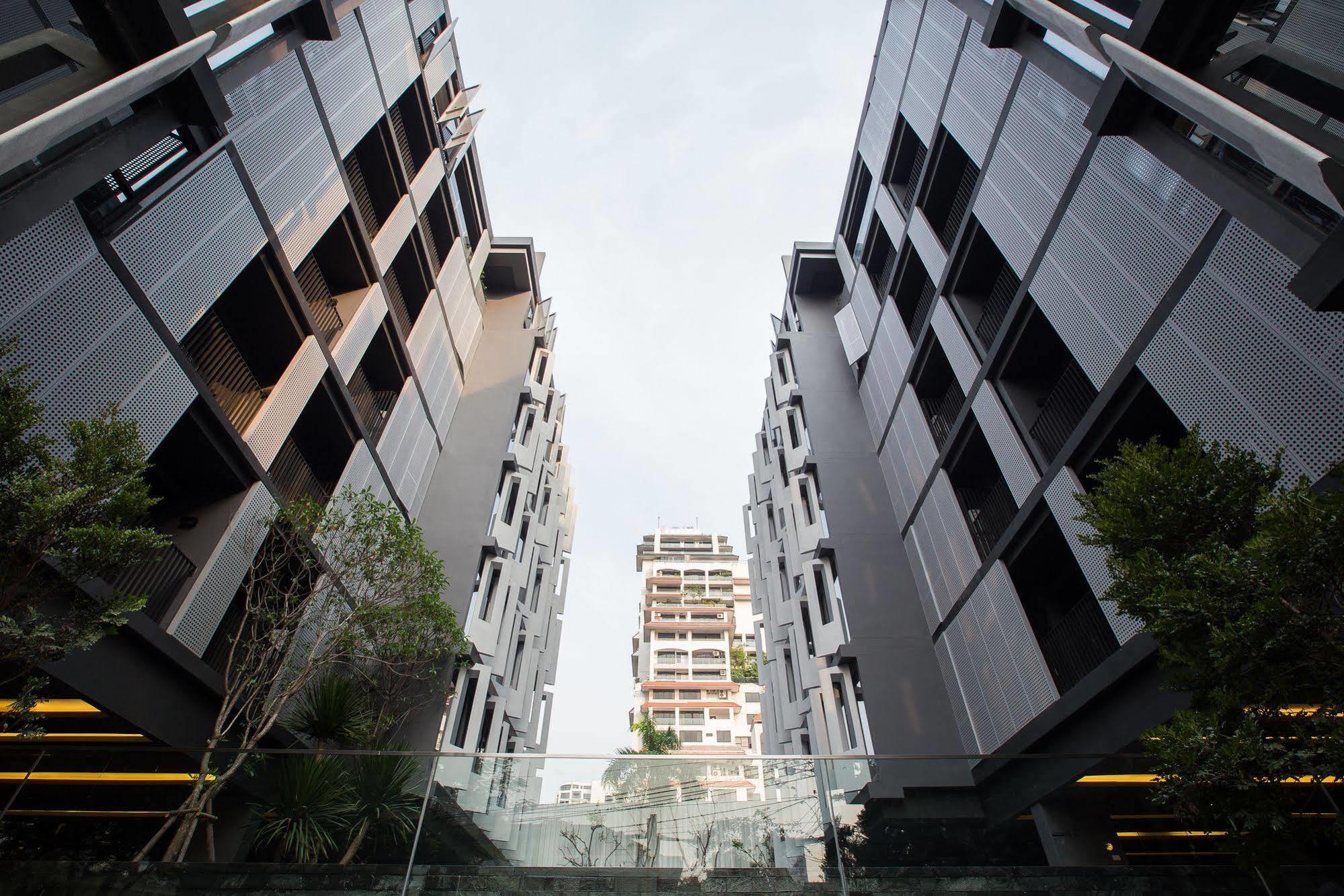 Siamese Gioia Aparthotel Bangkok Exteriör bild