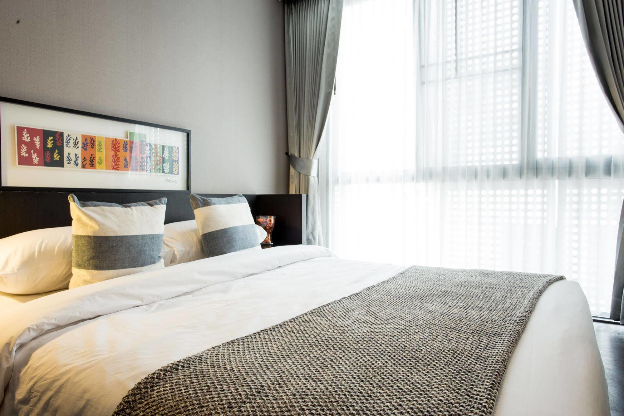 Siamese Gioia Aparthotel Bangkok Exteriör bild